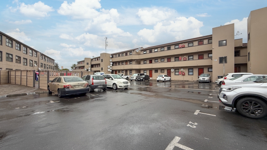 2 Bedroom Property for Sale in Windsor Park Western Cape
